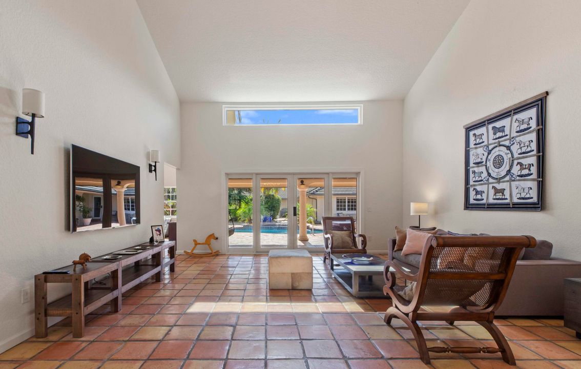 En Venta: $5,995,000 (5 camas, 3 baños, 7511 Pies cuadrados)