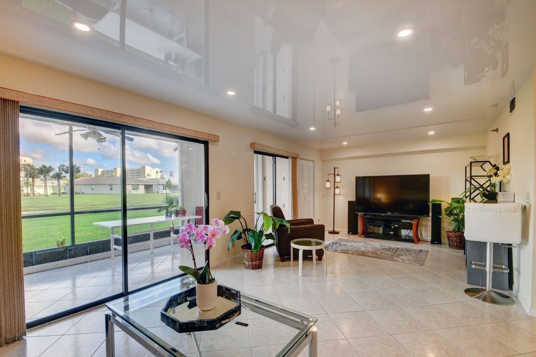 For Sale: $249,000 (3 beds, 2 baths, 1599 Square Feet)