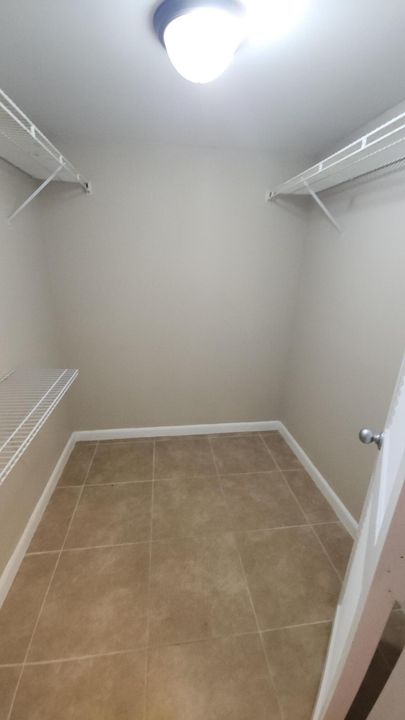 待售: $319,900 (2 贝兹, 2 浴室, 1160 平方英尺)