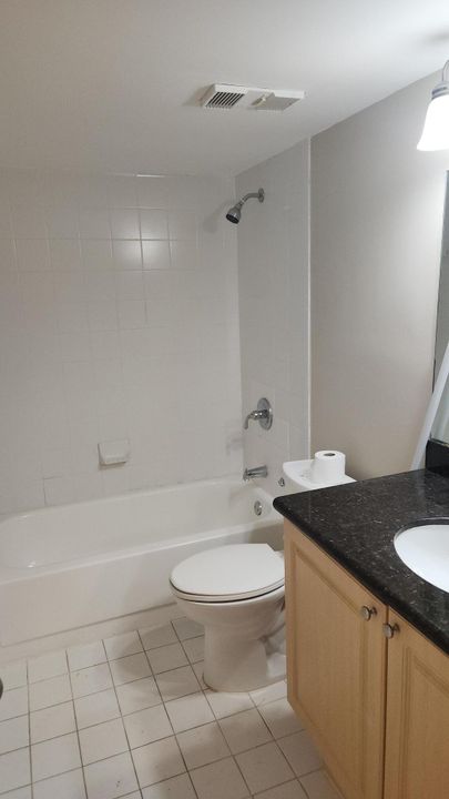 待售: $319,900 (2 贝兹, 2 浴室, 1160 平方英尺)