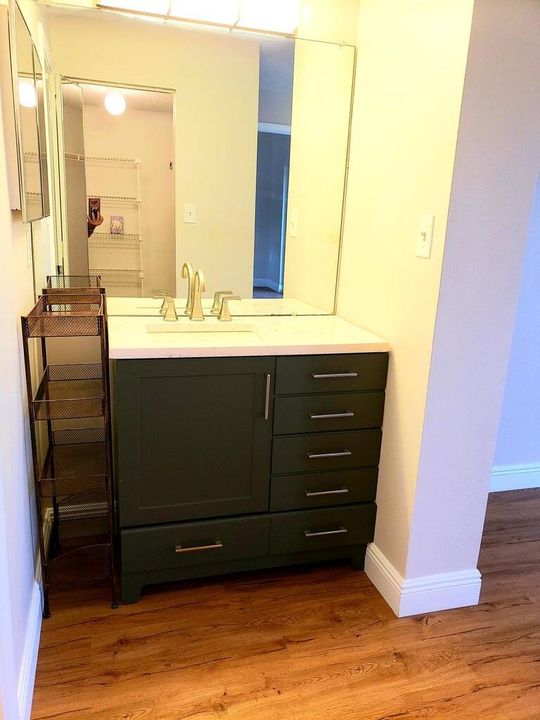 В аренду: $2,950 (3 спален, 2 ванн, 1510 Квадратных фут)