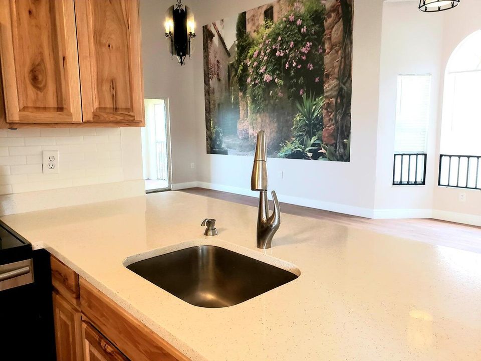 В аренду: $2,950 (3 спален, 2 ванн, 1510 Квадратных фут)