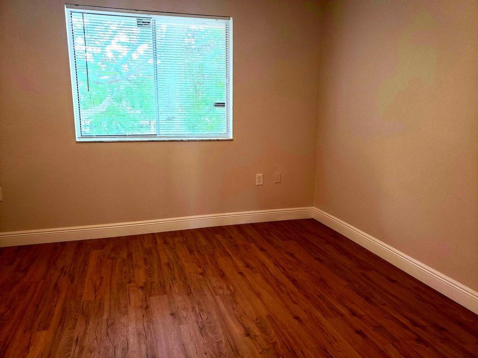 В аренду: $2,950 (3 спален, 2 ванн, 1510 Квадратных фут)