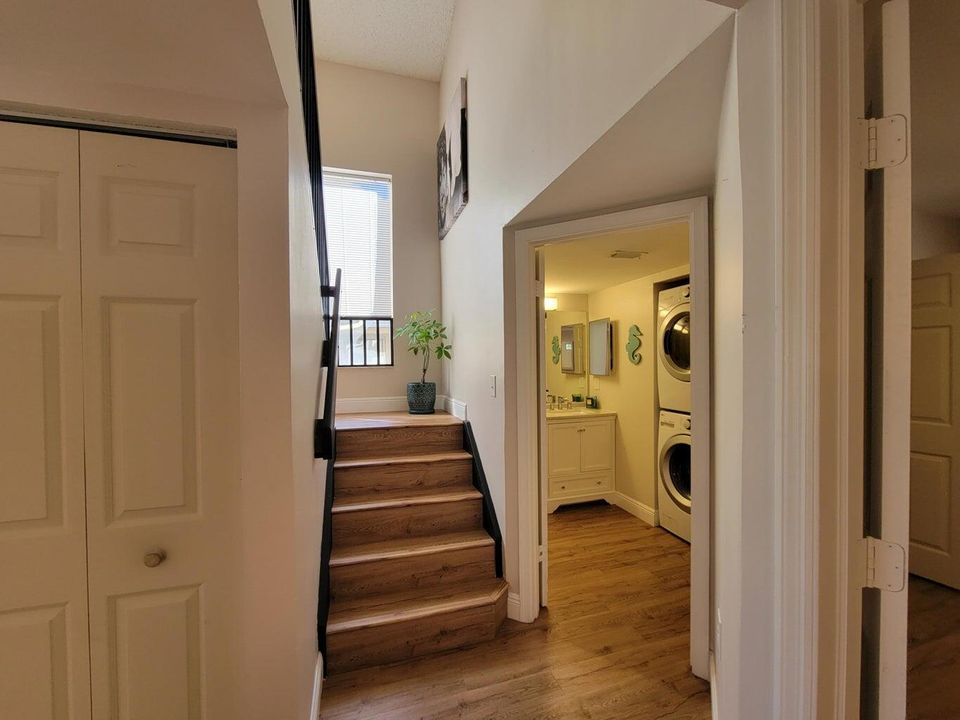 В аренду: $2,950 (3 спален, 2 ванн, 1510 Квадратных фут)