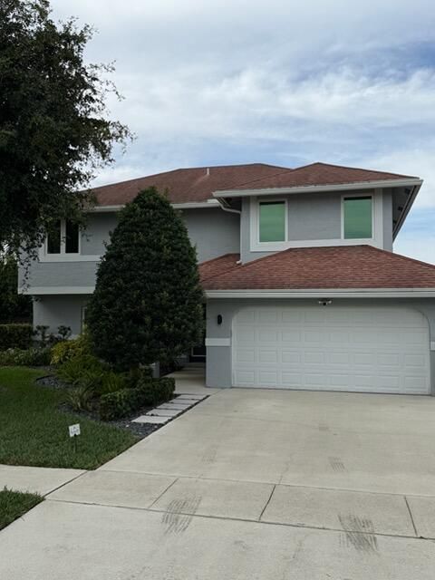 For Sale: $700,000 (4 beds, 2 baths, 2386 Square Feet)