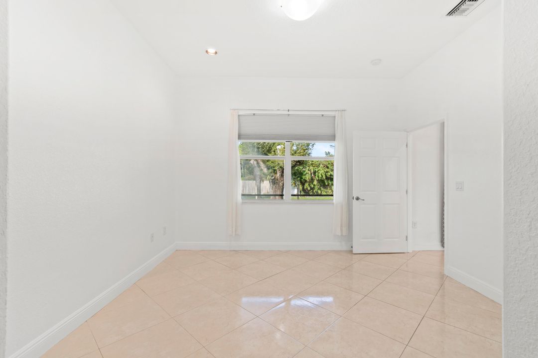 En Renta: $3,200 (2 camas, 2 baños, 1000 Pies cuadrados)