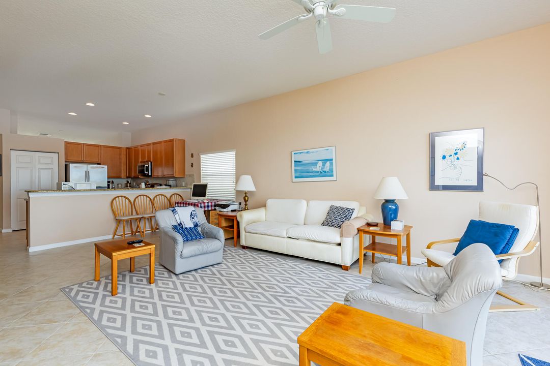 На продажу: $405,000 (4 спален, 3 ванн, 2160 Квадратных фут)