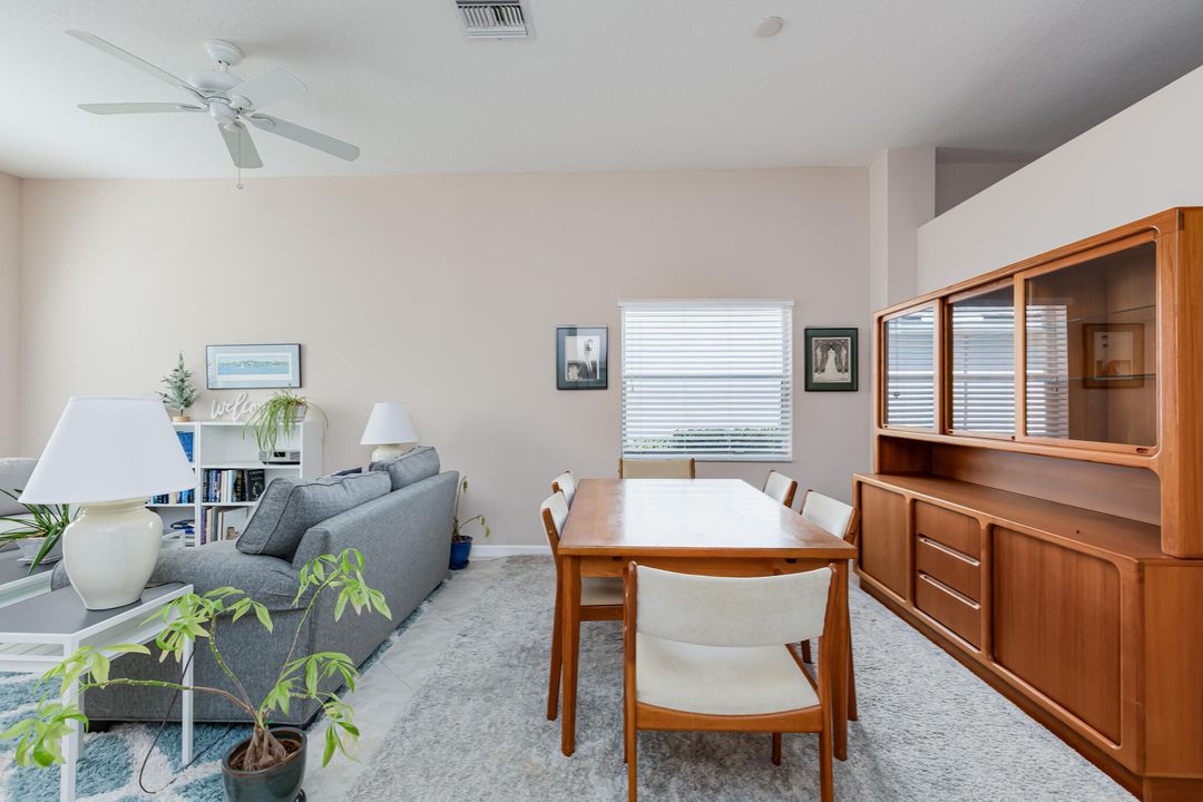 На продажу: $405,000 (4 спален, 3 ванн, 2160 Квадратных фут)