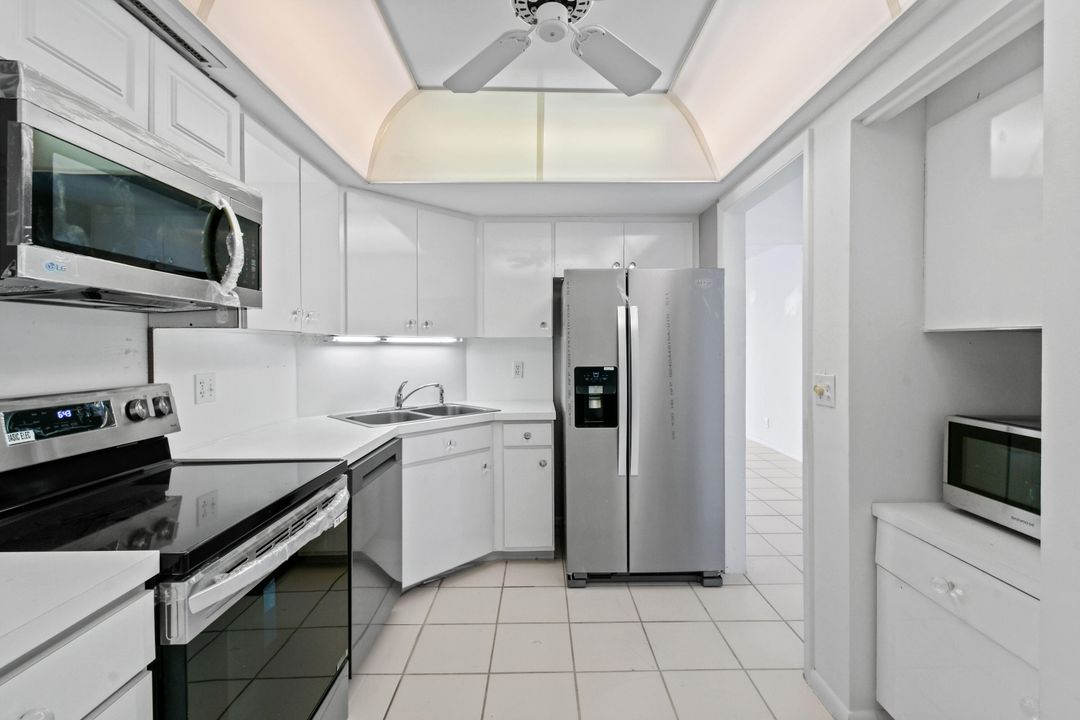 В аренду: $2,350 (2 спален, 2 ванн, 1294 Квадратных фут)