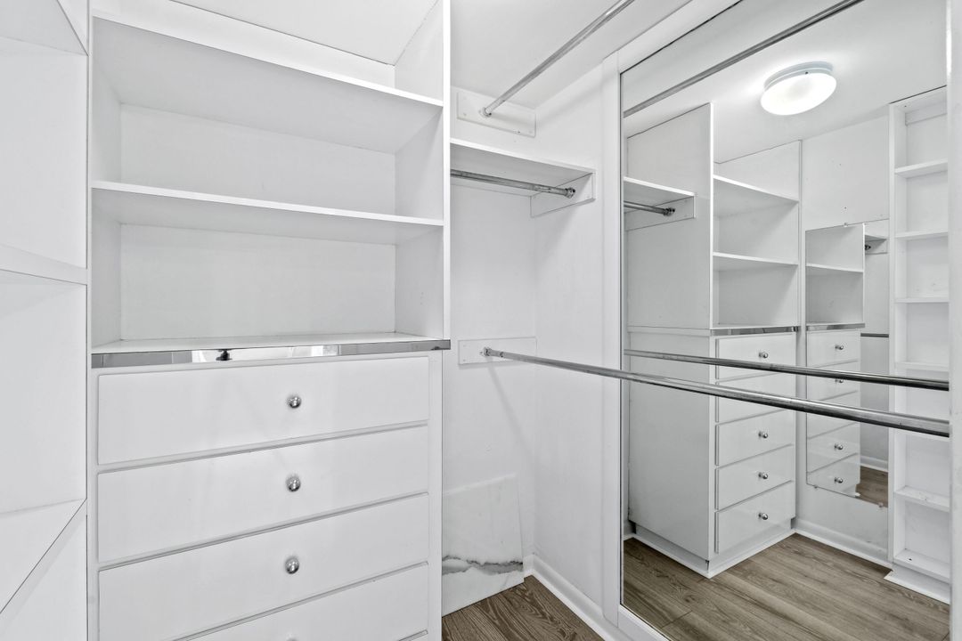 В аренду: $2,350 (2 спален, 2 ванн, 1294 Квадратных фут)