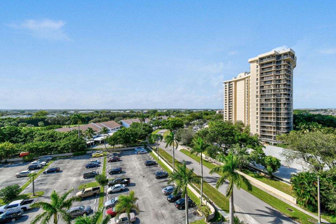 В аренду: $2,350 (2 спален, 2 ванн, 1294 Квадратных фут)