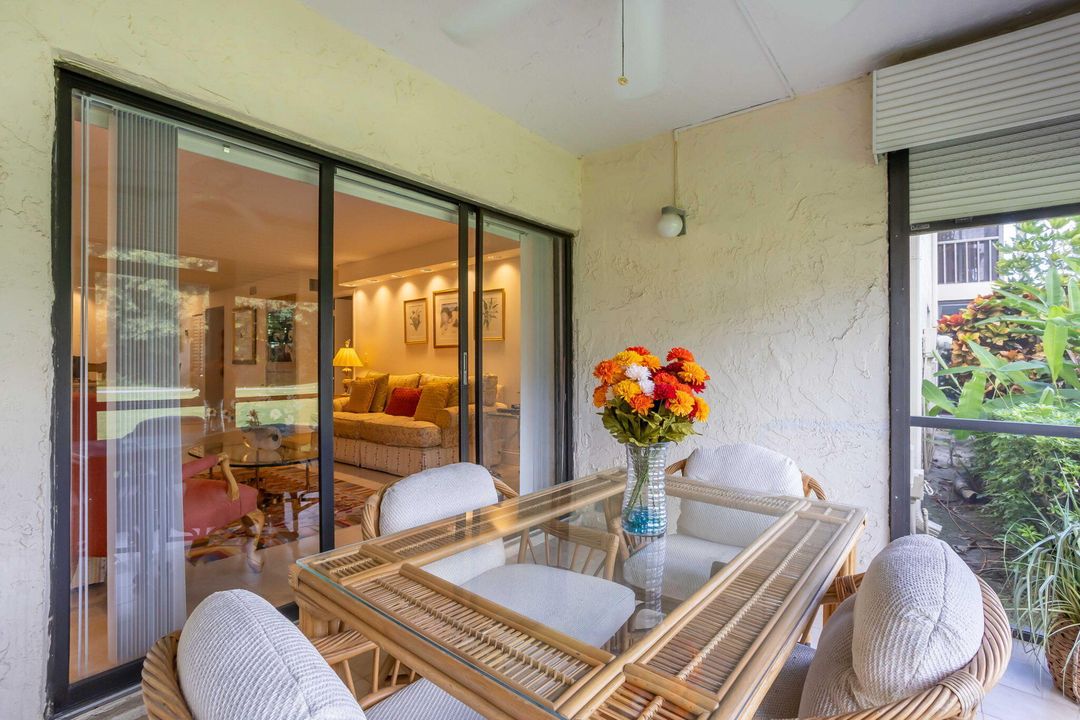 For Sale: $260,000 (2 beds, 2 baths, 1216 Square Feet)