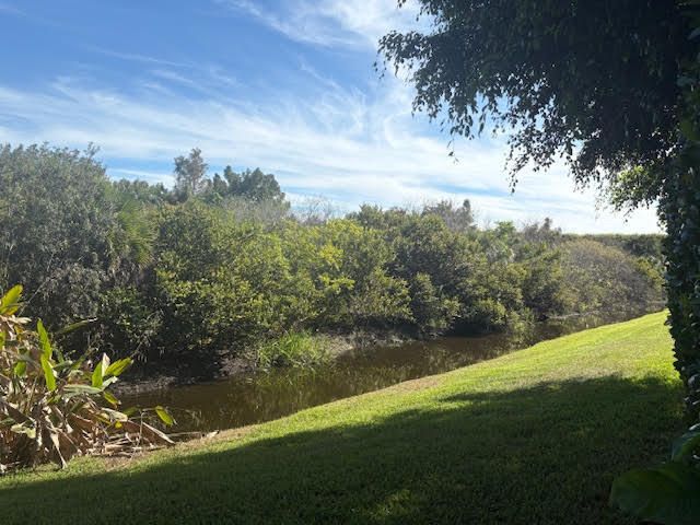 En Venta: $515,000 (2 camas, 2 baños, 2364 Pies cuadrados)