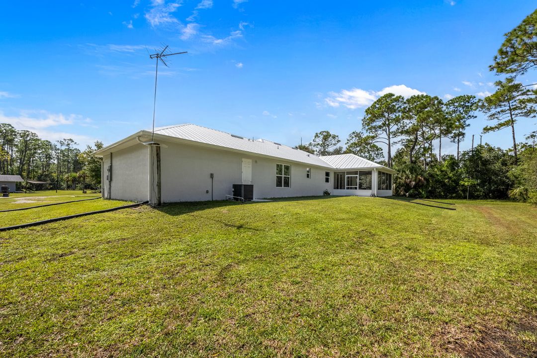 На продажу: $875,000 (3 спален, 2 ванн, 1800 Квадратных фут)