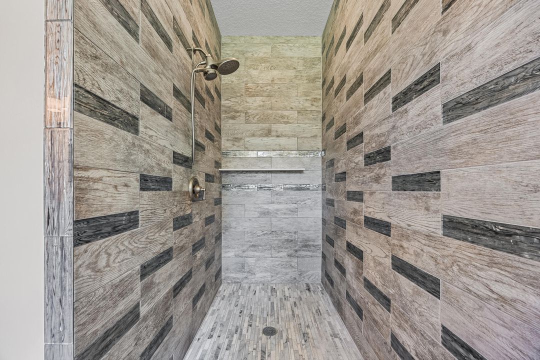 На продажу: $875,000 (3 спален, 2 ванн, 1800 Квадратных фут)