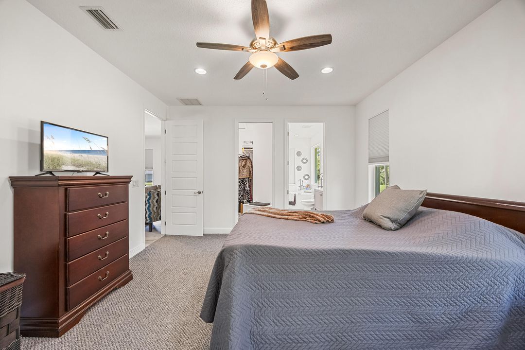 На продажу: $875,000 (3 спален, 2 ванн, 1800 Квадратных фут)