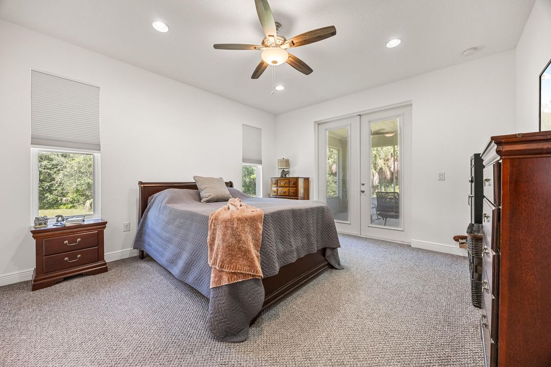 На продажу: $875,000 (3 спален, 2 ванн, 1800 Квадратных фут)