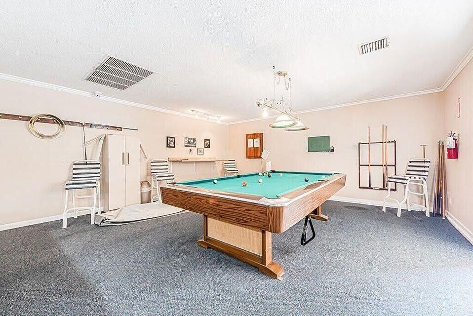 В аренду: $1,800 (2 спален, 1 ванн, 894 Квадратных фут)