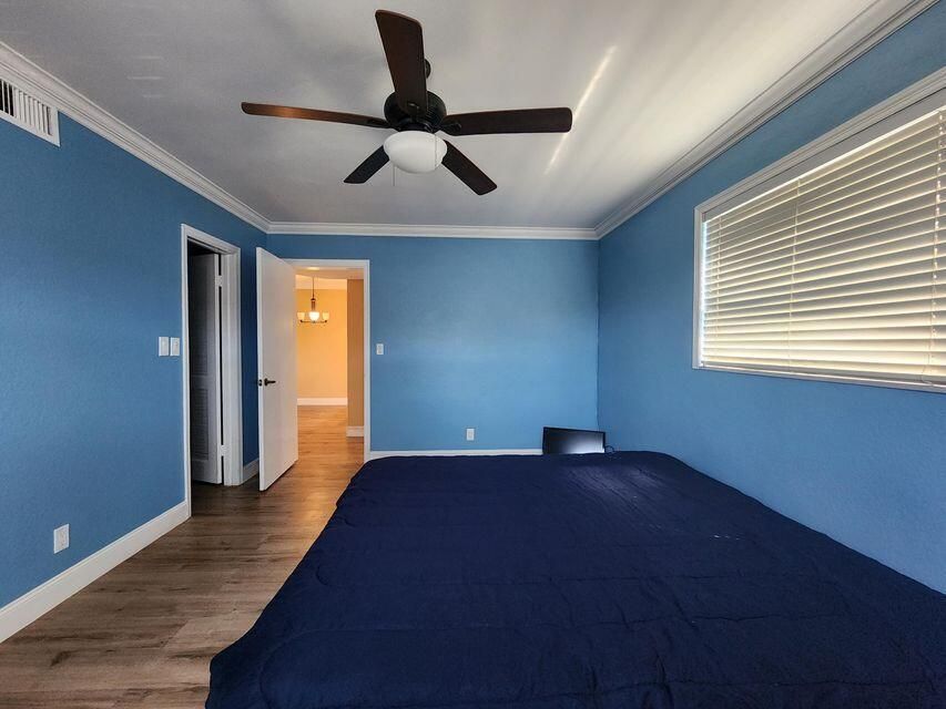 В аренду: $1,800 (2 спален, 1 ванн, 894 Квадратных фут)