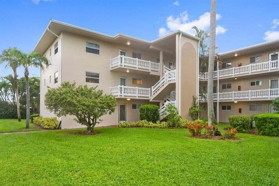 В аренду: $1,800 (2 спален, 1 ванн, 894 Квадратных фут)