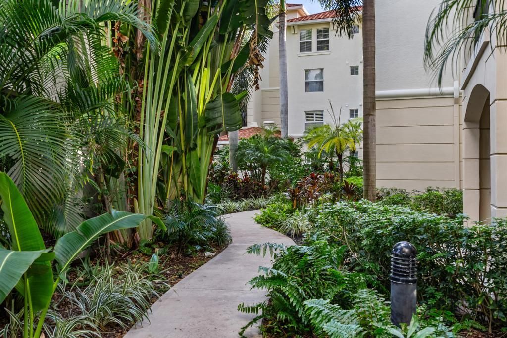 En Venta: $315,000 (2 camas, 1 baños, 933 Pies cuadrados)