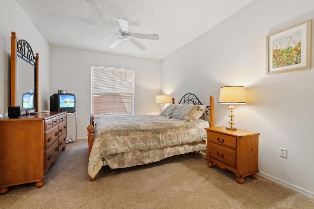 En Venta: $315,000 (2 camas, 1 baños, 933 Pies cuadrados)