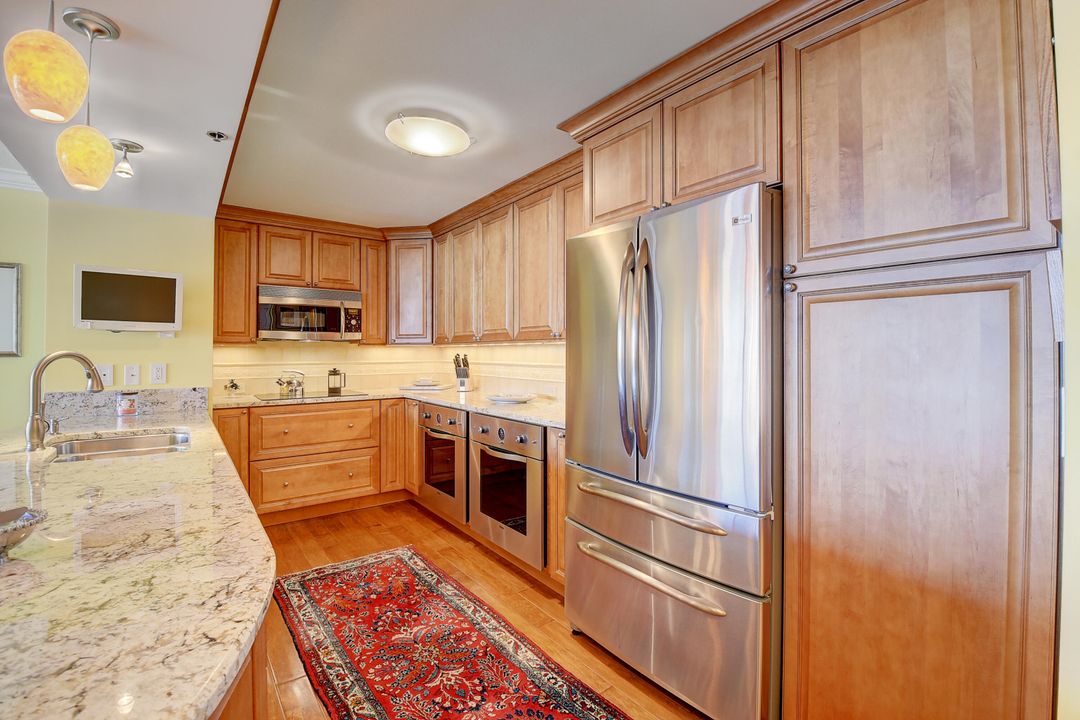 В аренду: $9,000 (2 спален, 2 ванн, 1372 Квадратных фут)