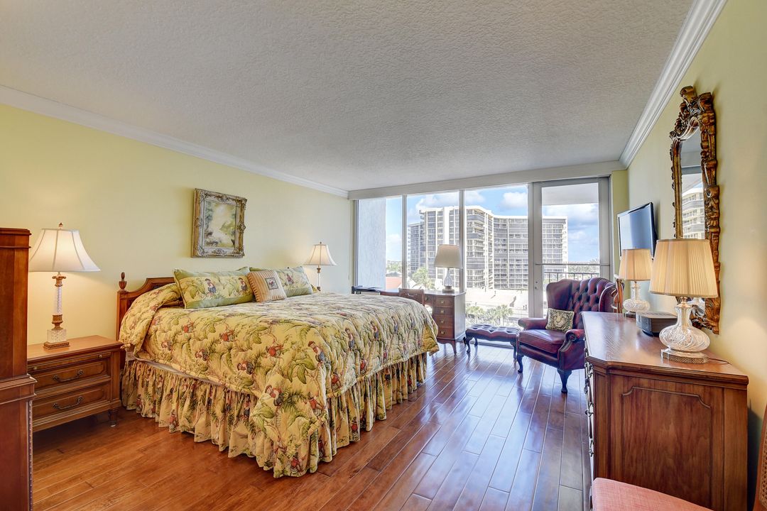 В аренду: $9,000 (2 спален, 2 ванн, 1372 Квадратных фут)