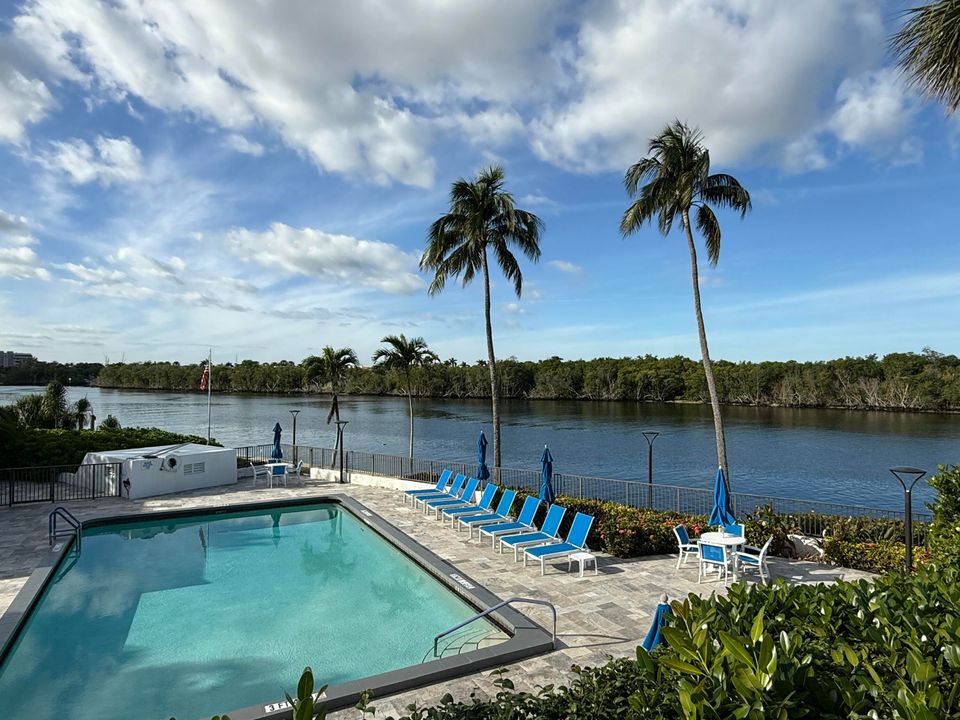 В аренду: $9,000 (2 спален, 2 ванн, 1372 Квадратных фут)