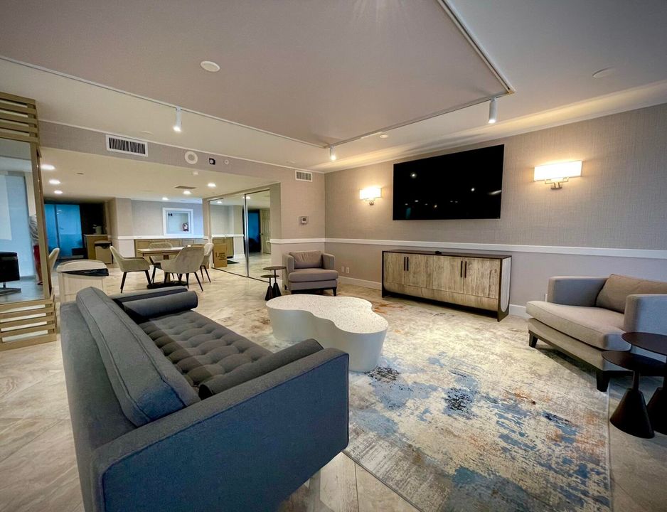 В аренду: $9,000 (2 спален, 2 ванн, 1372 Квадратных фут)