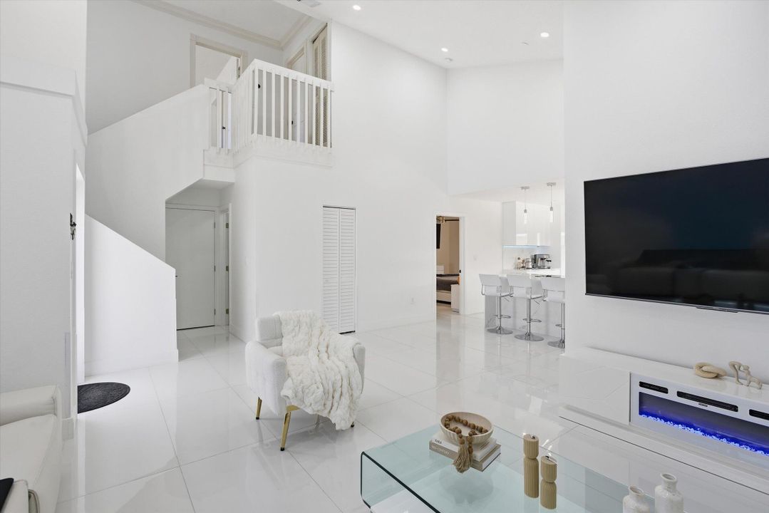 For Sale: $569,900 (3 beds, 2 baths, 1425 Square Feet)