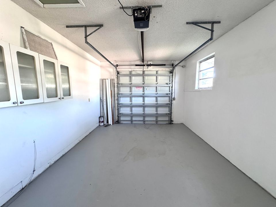 出租: $2,400 (2 贝兹, 2 浴室, 1004 平方英尺)