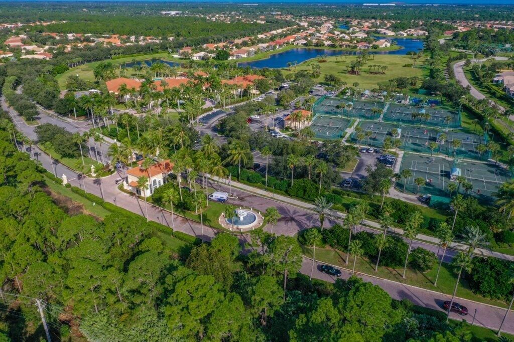 待售: $365,000 (2 贝兹, 2 浴室, 2080 平方英尺)