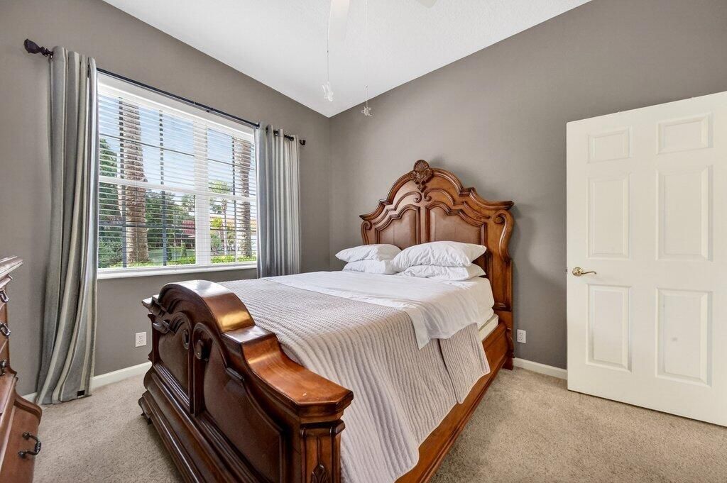 待售: $365,000 (2 贝兹, 2 浴室, 2080 平方英尺)