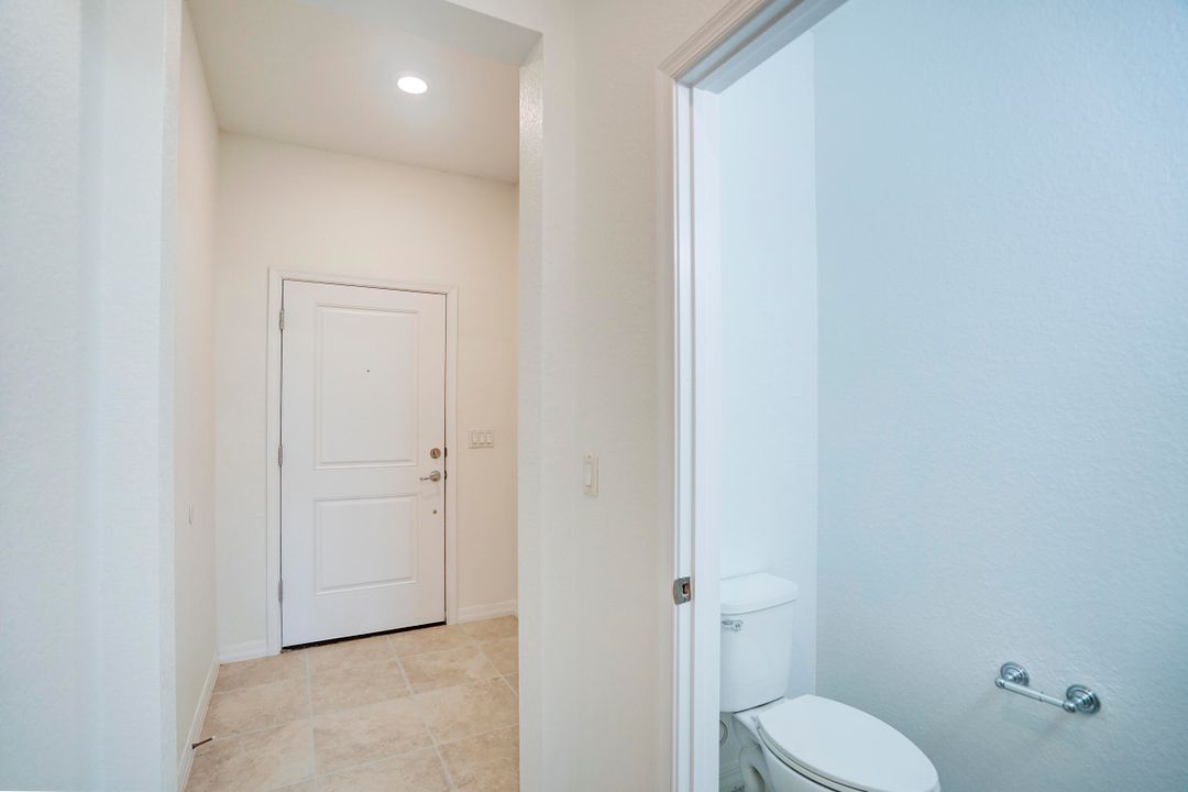 出租: $3,100 (3 贝兹, 2 浴室, 1612 平方英尺)