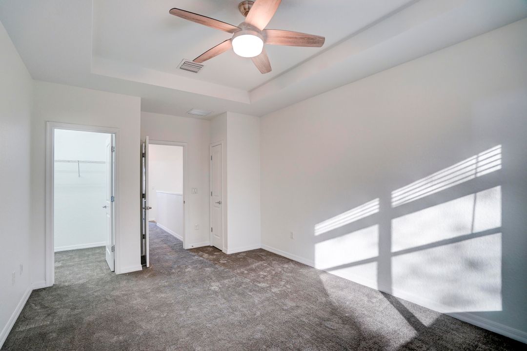 出租: $3,100 (3 贝兹, 2 浴室, 1612 平方英尺)