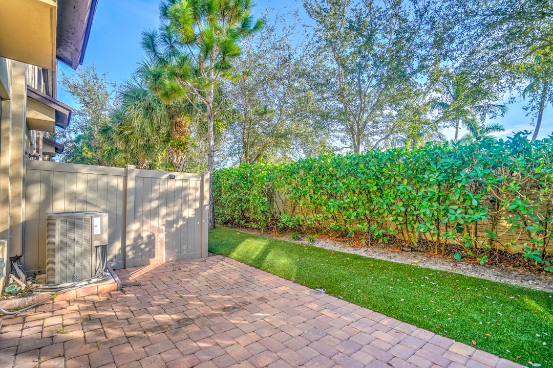 出租: $3,100 (3 贝兹, 2 浴室, 1612 平方英尺)