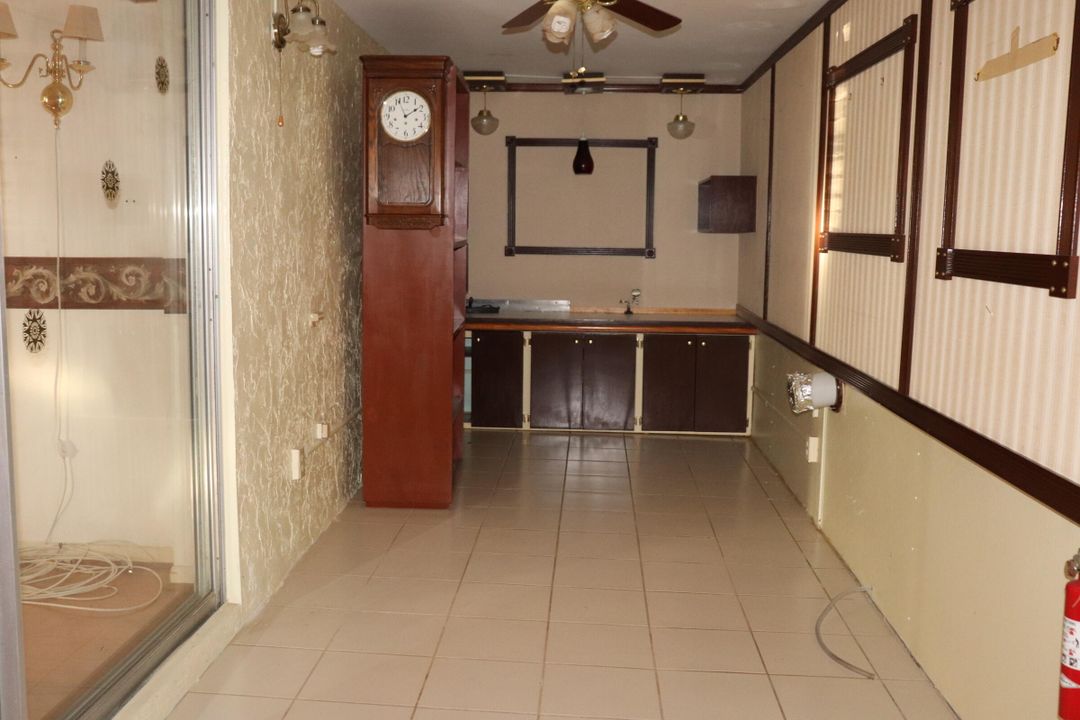 For Sale: $195,000 (2 beds, 2 baths, 1200 Square Feet)