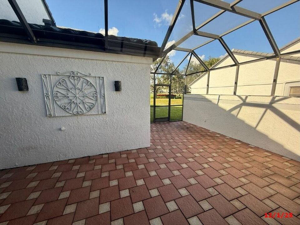 En Venta: $449,900 (3 camas, 2 baños, 2645 Pies cuadrados)