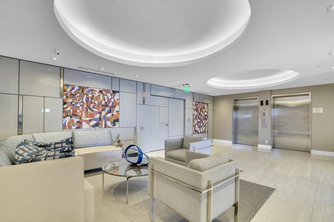 En Venta: $1,099,000 (2 camas, 2 baños, 1305 Pies cuadrados)