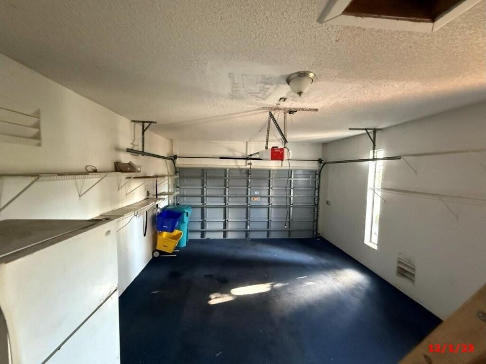 En Venta: $449,900 (3 camas, 2 baños, 2645 Pies cuadrados)