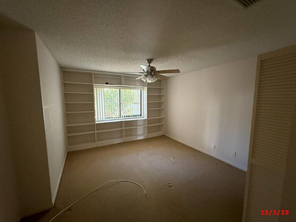 En Venta: $449,900 (3 camas, 2 baños, 2645 Pies cuadrados)