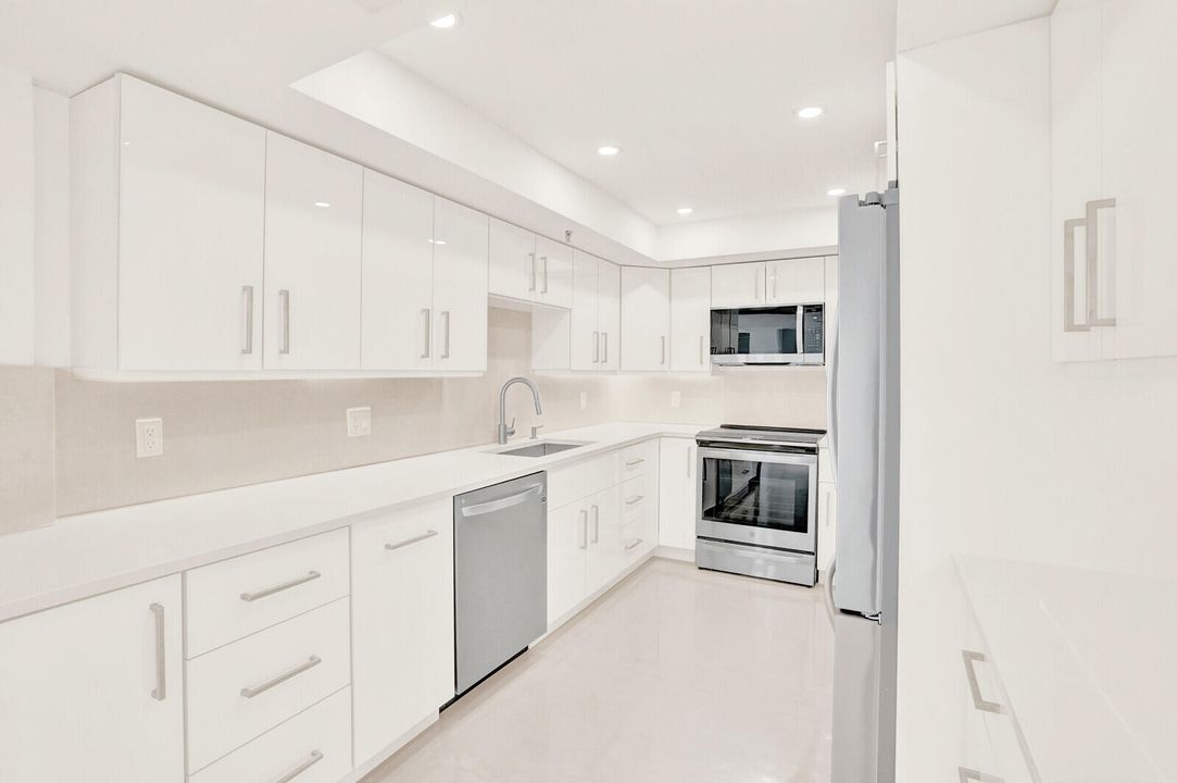 En Venta: $1,099,000 (2 camas, 2 baños, 1305 Pies cuadrados)