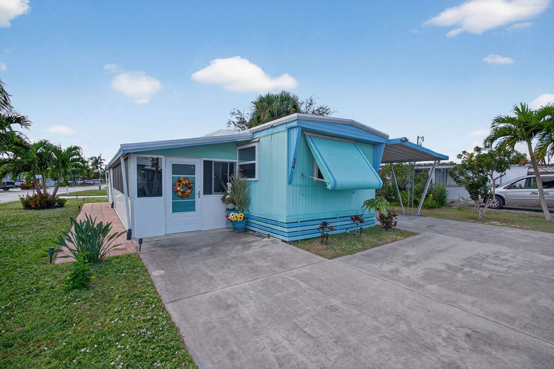 En Venta: $150,000 (2 camas, 2 baños, 672 Pies cuadrados)