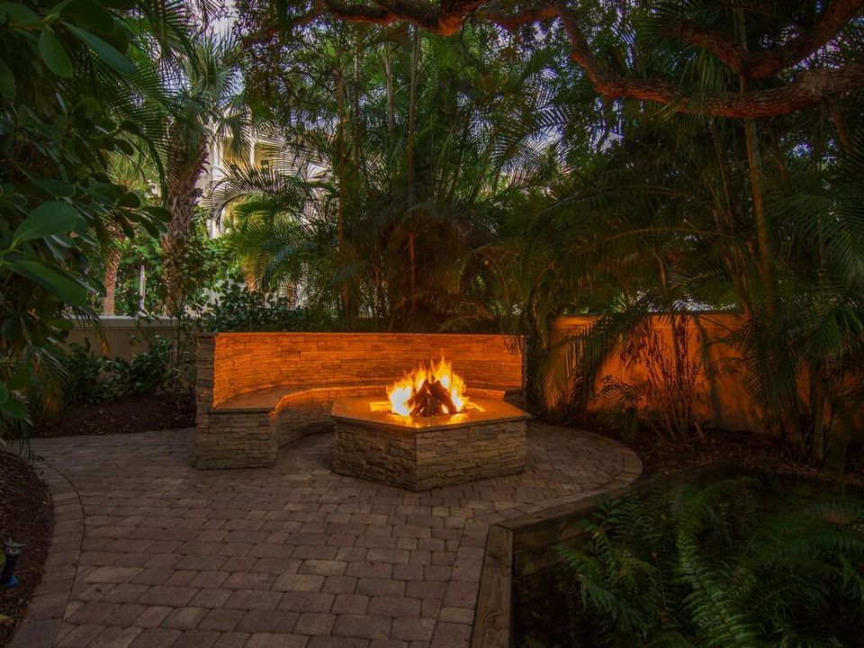 На продажу: $4,000,000 (5 спален, 5 ванн, 5006 Квадратных фут)