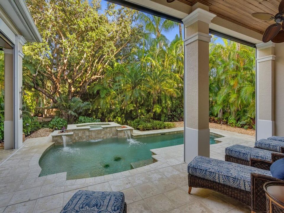 На продажу: $4,000,000 (5 спален, 5 ванн, 5006 Квадратных фут)