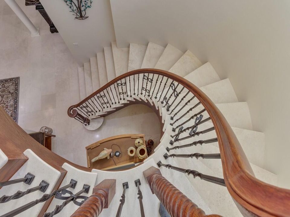 На продажу: $4,000,000 (5 спален, 5 ванн, 5006 Квадратных фут)