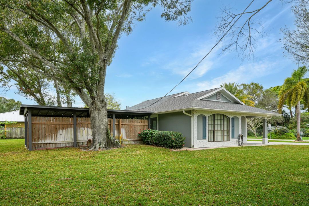 На продажу: $395,000 (3 спален, 2 ванн, 1390 Квадратных фут)