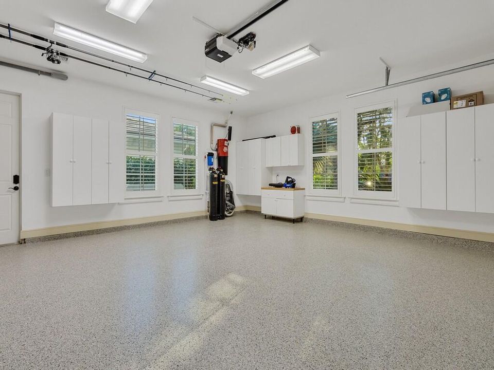 На продажу: $4,000,000 (5 спален, 5 ванн, 5006 Квадратных фут)