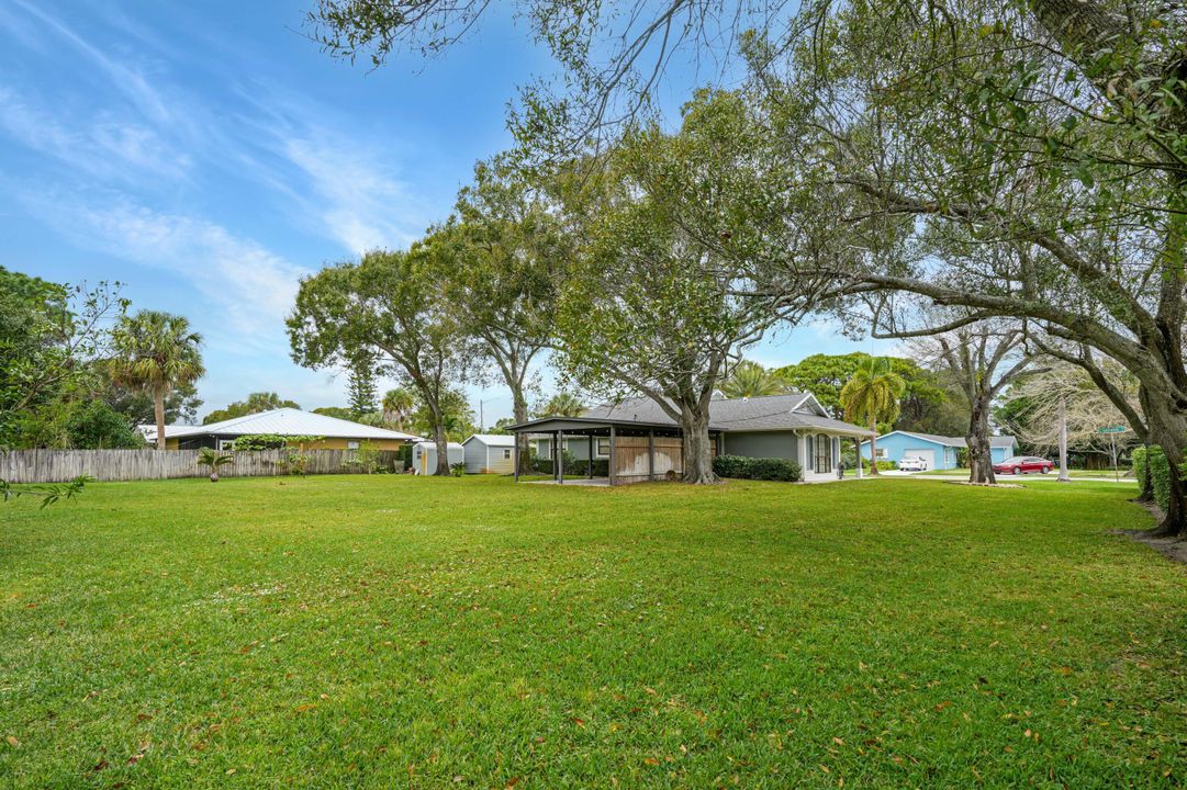 На продажу: $395,000 (3 спален, 2 ванн, 1390 Квадратных фут)